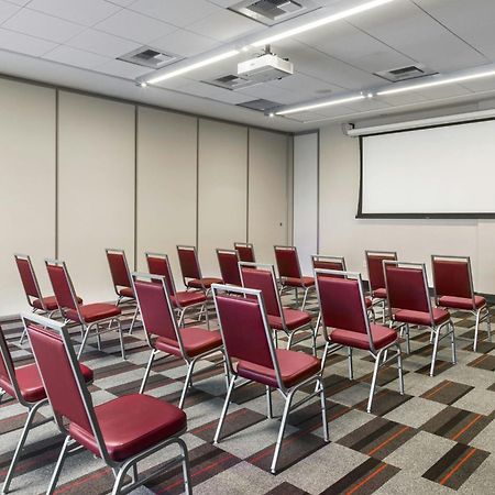 Four Points By Sheraton At Phoenix Mesa Gateway Airport Exterior foto